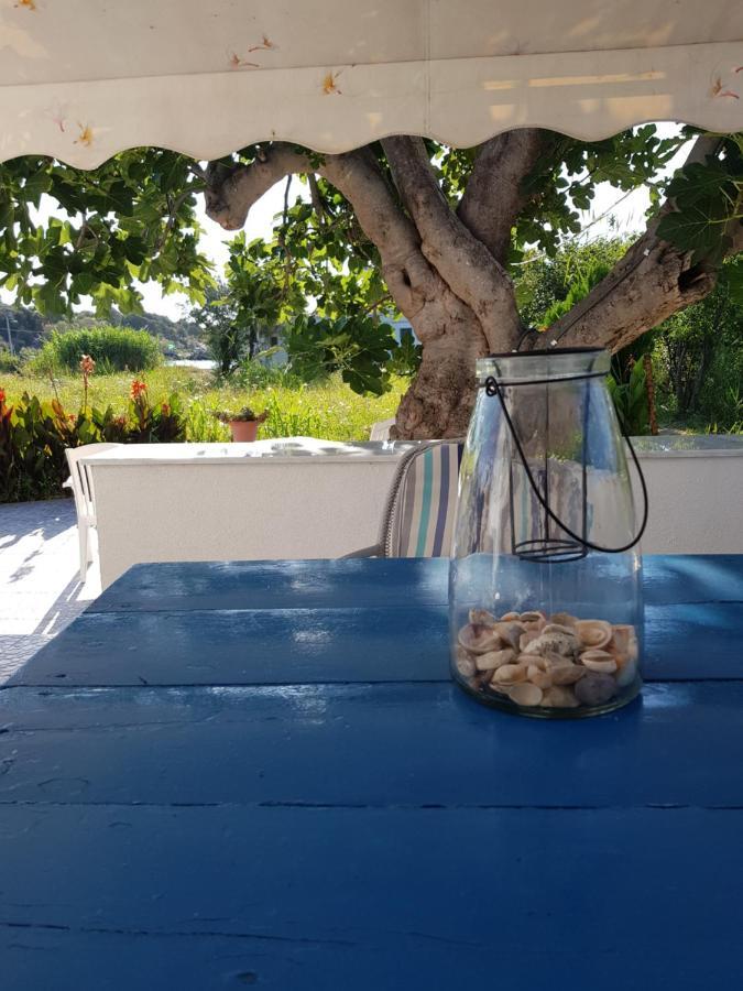 Eleni B&B Limani Kapis 외부 사진