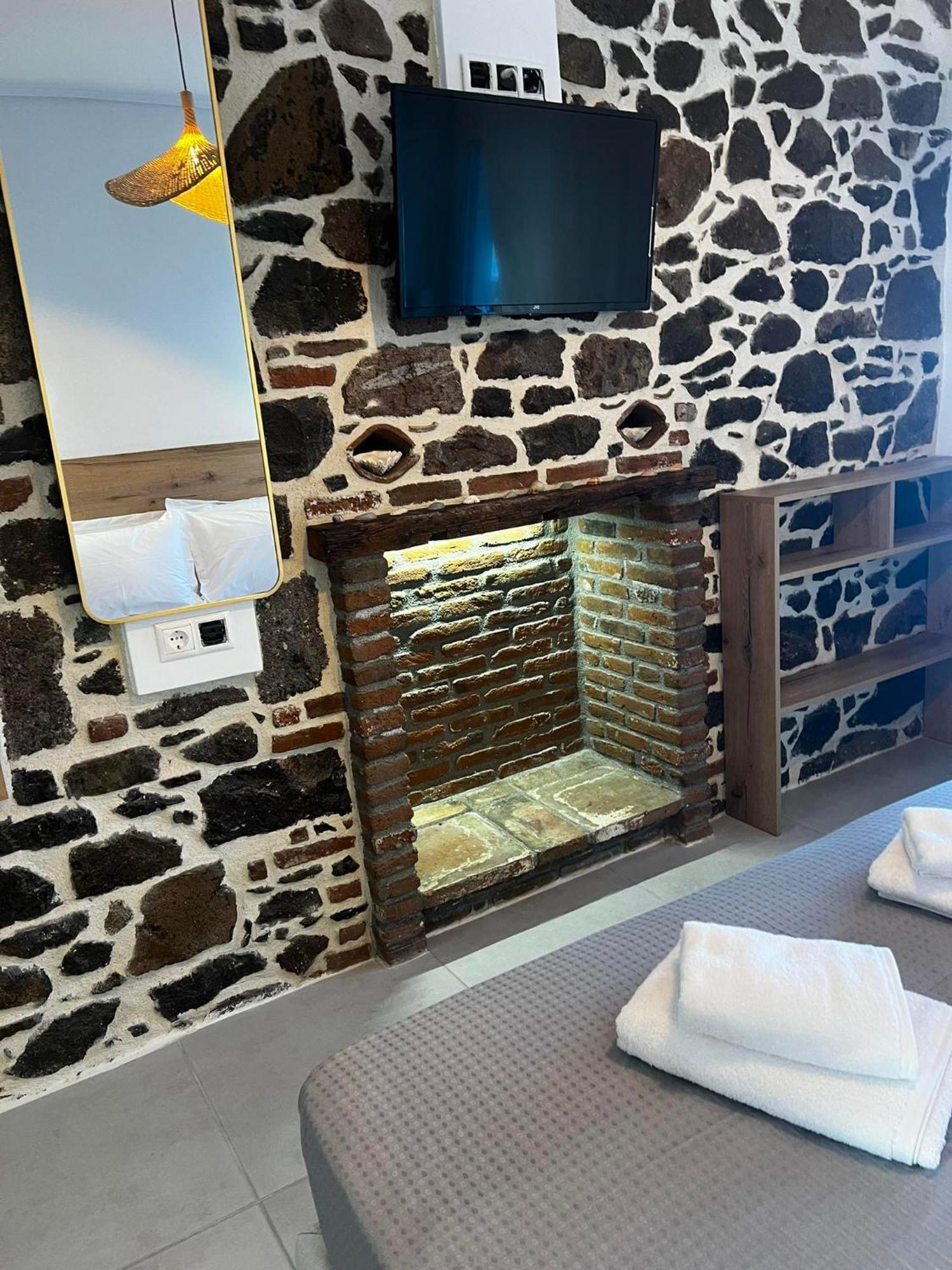 Eleni B&B Limani Kapis 외부 사진